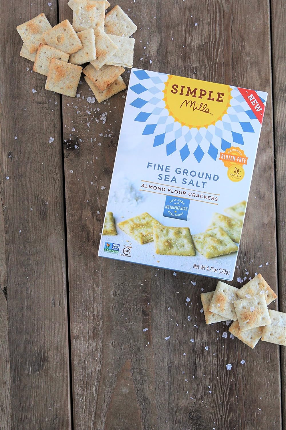 Simple Mills Almond Flour Crackers – Grab-and-Go Snack for Commute and Meetings