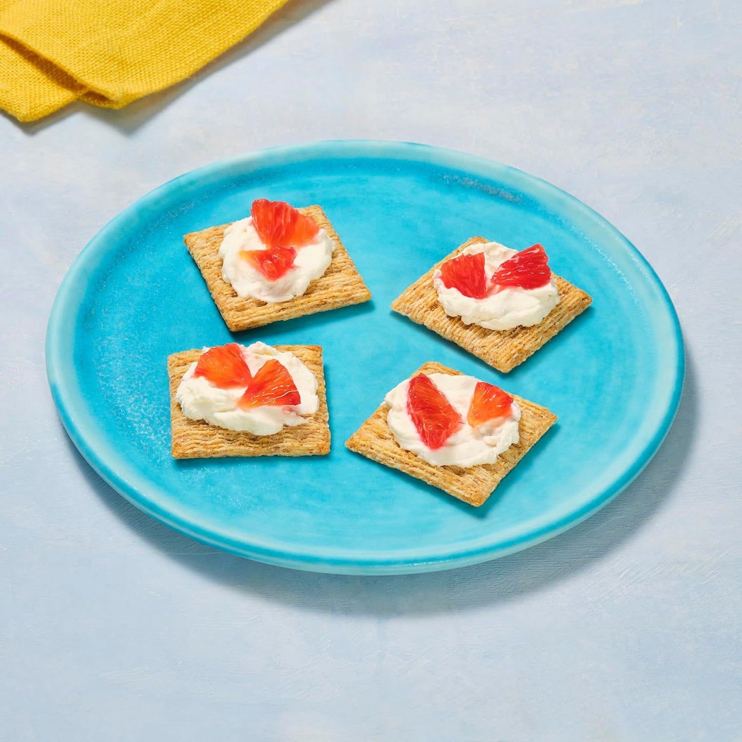 Triscuit Hint of Sea Salt Whole Grain Crackers – Durable Woven Cracker for Backyard Gatherings and Outdoor Charcuterie