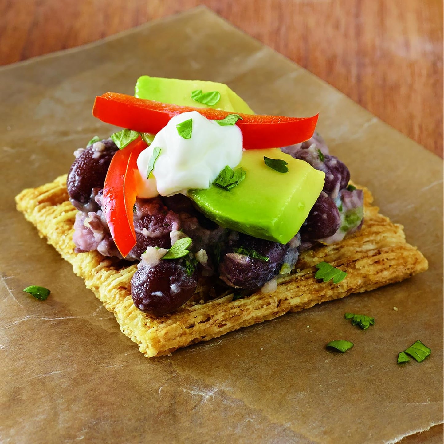 Triscuit Hint of Sea Salt Whole Grain Crackers – Durable Woven Cracker for Backyard Gatherings and Outdoor Charcuterie