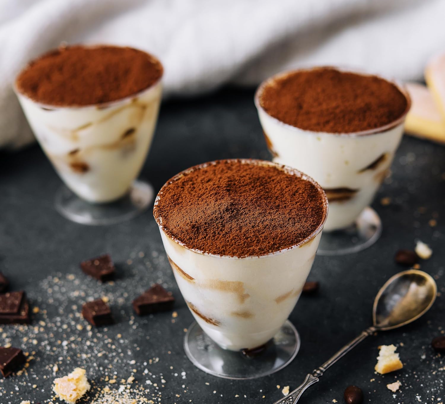 Vanilla Bean Kings Artisanal Ground Vanilla Powder – Connoisseur's Choice for Hot Cocoa and Specialty Coffee Pairings